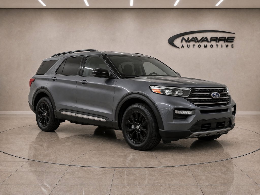 Used 2021 Ford Explorer XLT w/ Equipment Group 202A RWD image 9