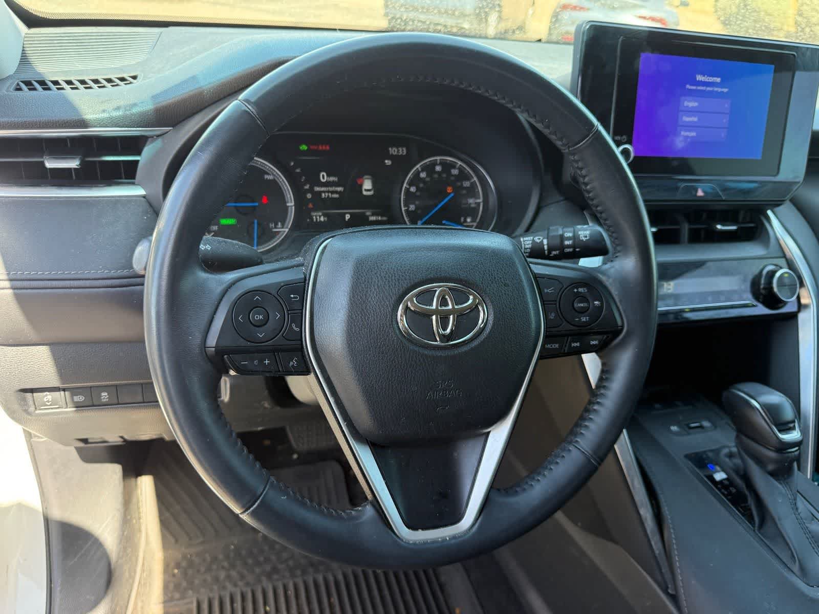 Used 2023 Toyota Venza LE AWD/4WD image 13