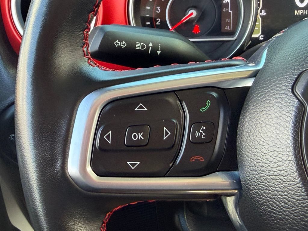 Used 2020 Jeep Gladiator Rubicon w/ Dual Top Group AWD/4WD image 16