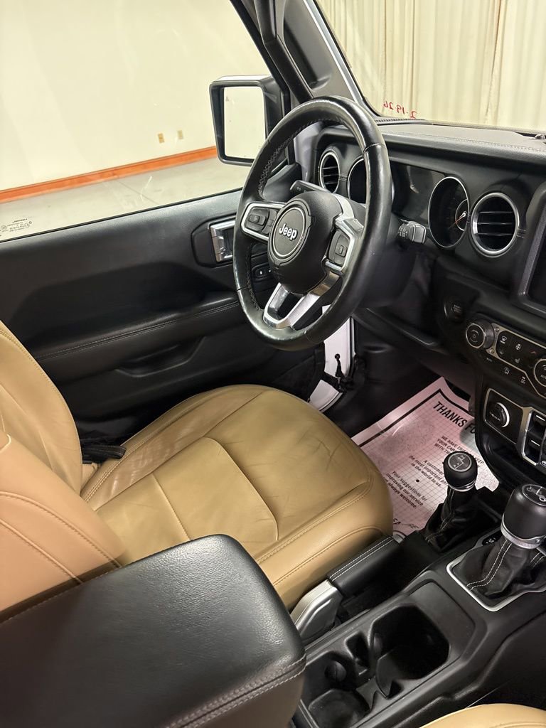 Used 2018 Jeep Wrangler Unlimited Sahara image 28