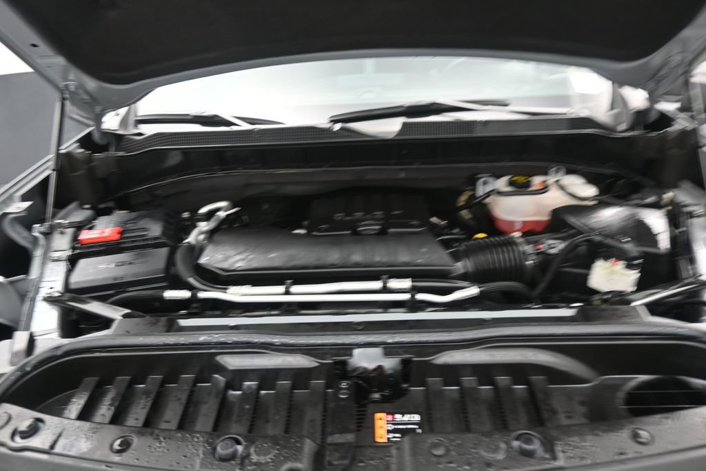 Used 2025 Chevrolet Silverado 1500 Custom RWD image 14