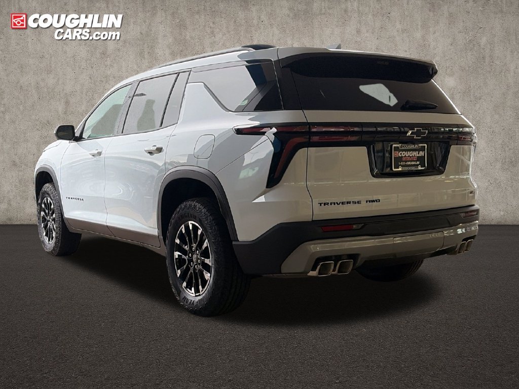 New 2026 Chevrolet Traverse Z71 w/ Driver Confidence Package AWD/4WD image 4