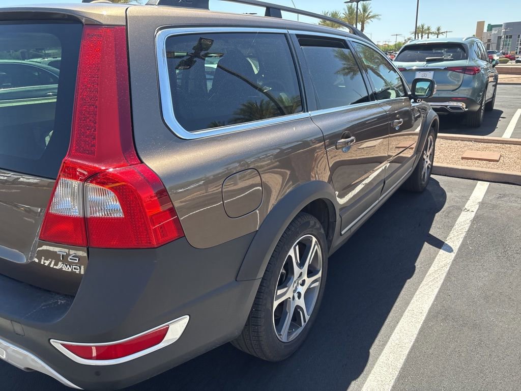 Used 2013 Volvo XC70 T6 image 3