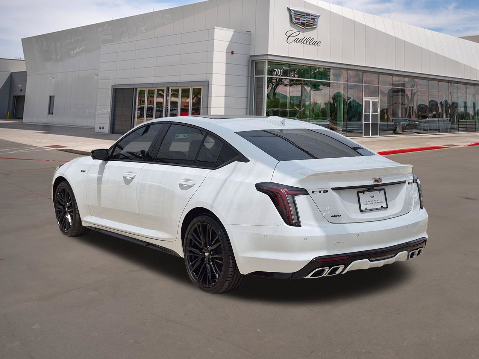 New 2026 Cadillac CT5 V w/ LPO, ONYX Package AWD/4WD image 4