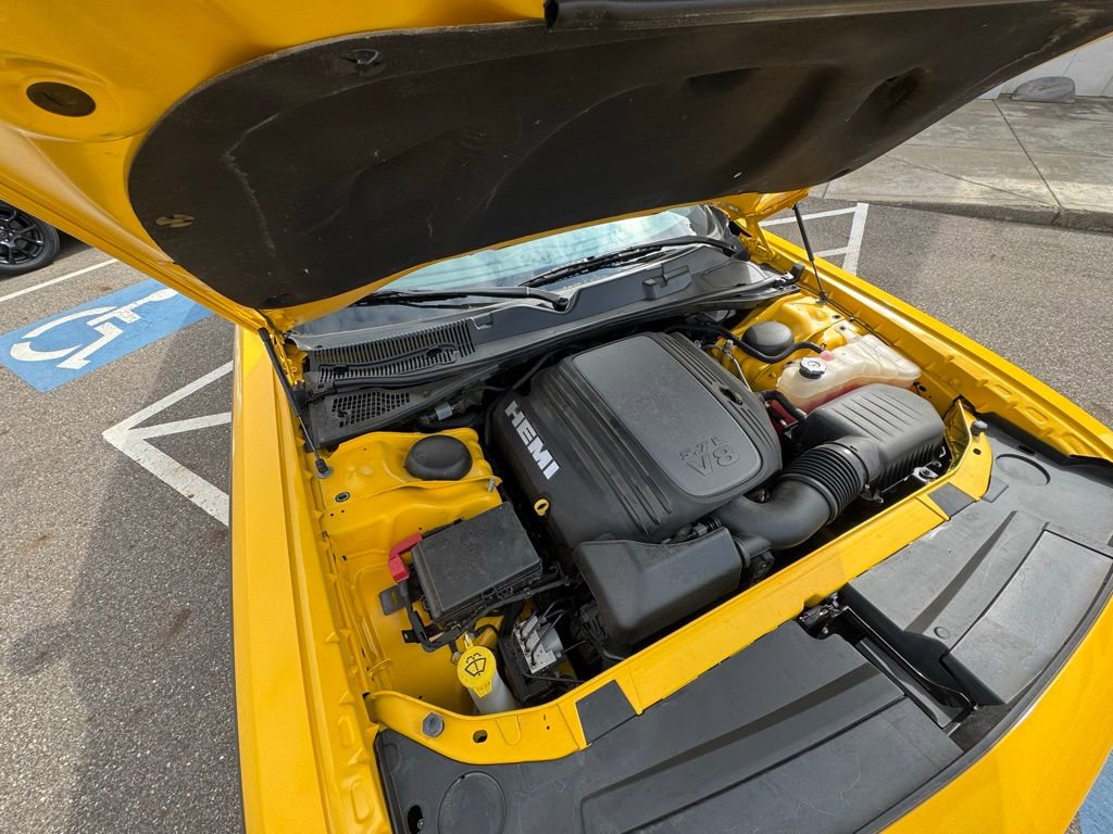 Used 2018 Dodge Challenger R/T Plus image 6