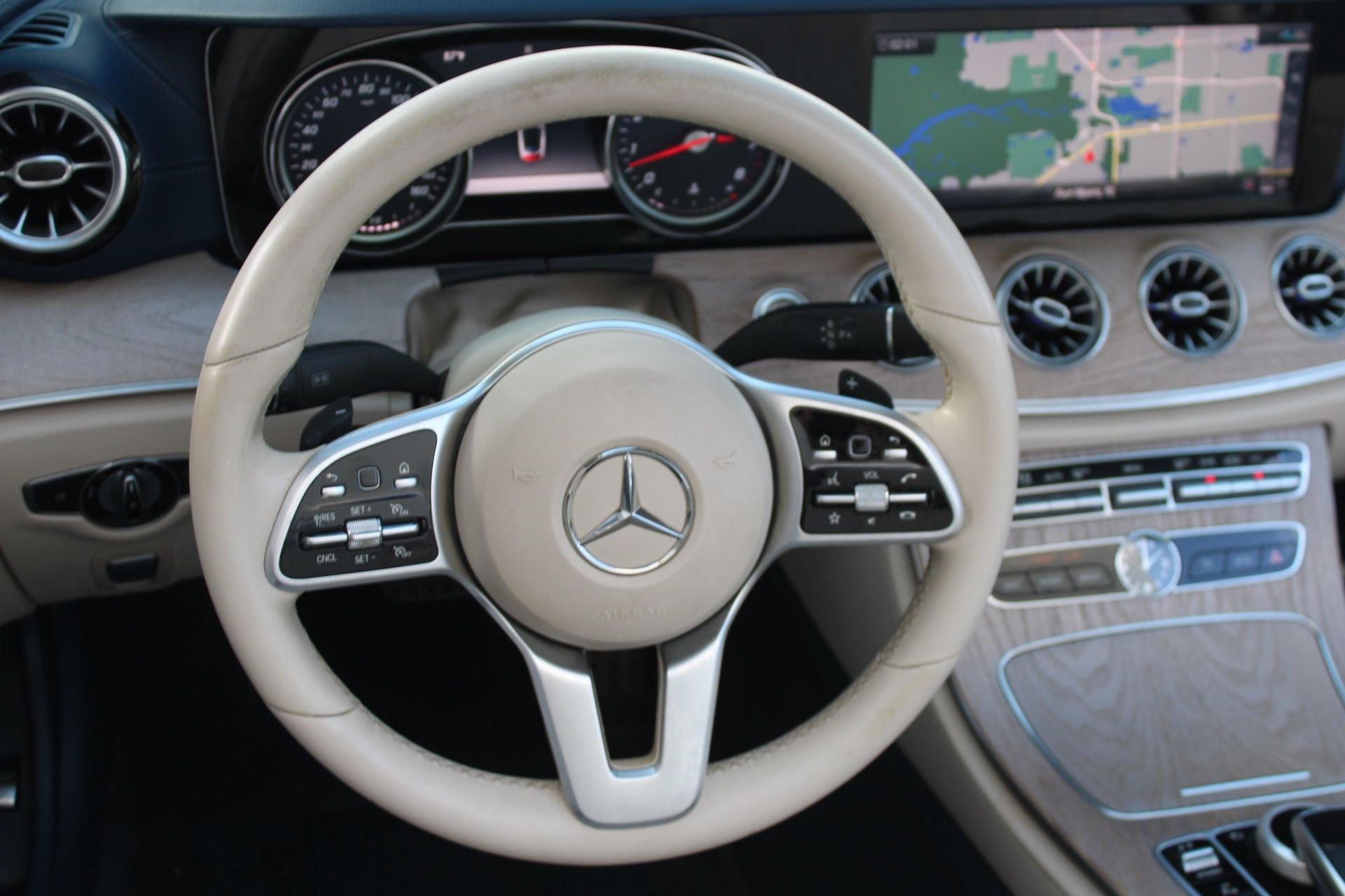 Used 2019 Mercedes-Benz E 450 Cabriolet image 14