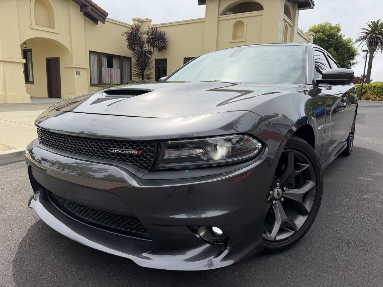Used 2019 Dodge Charger R/T w/ Driver Confidence Group RWD image 17