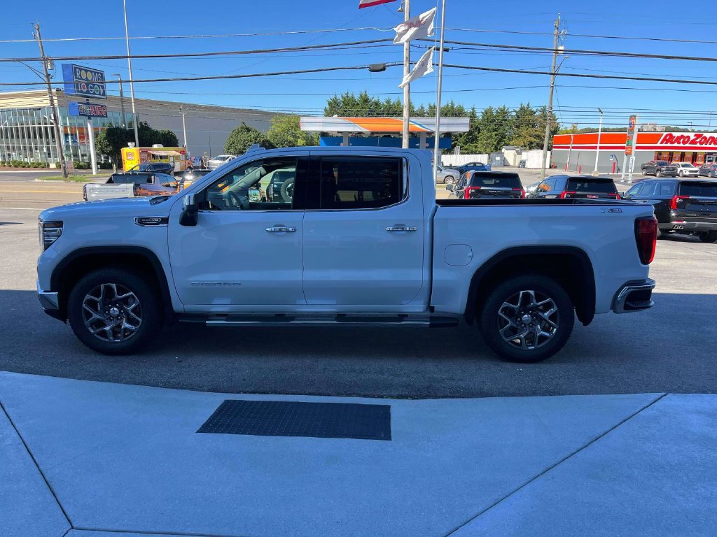 New 2026 GMC Sierra 1500 SLT w/ SLT Premium Package AWD/4WD image 6