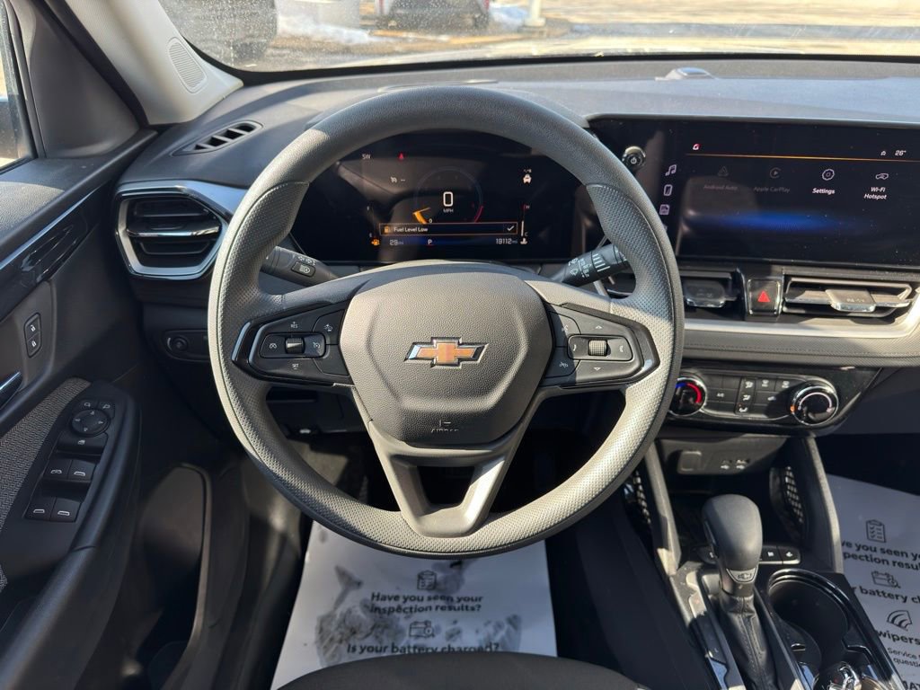 Used 2025 Chevrolet TrailBlazer LT image 34