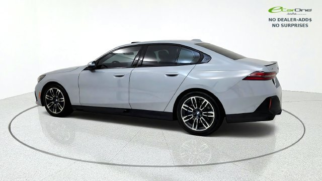 Used 2026 BMW 540i xDrive AWD/4WD image 6