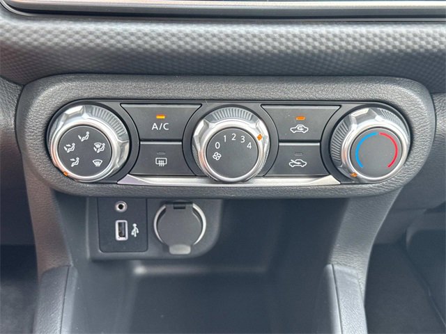 New 2025 Nissan Kicks Play S image 25