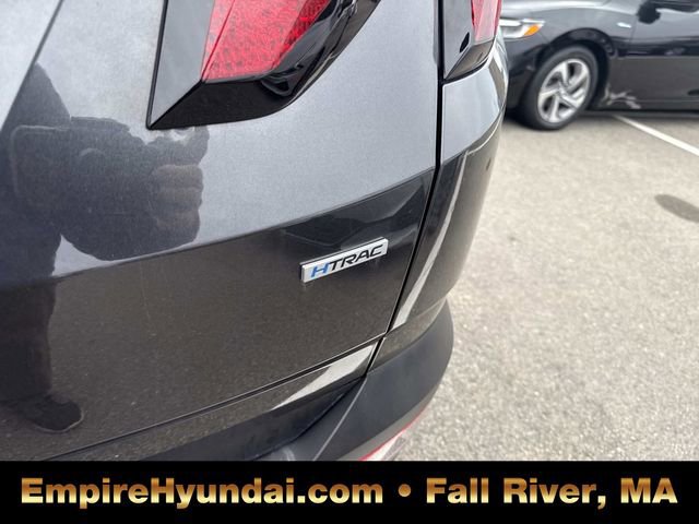 Used 2023 Hyundai Tucson SE image 6