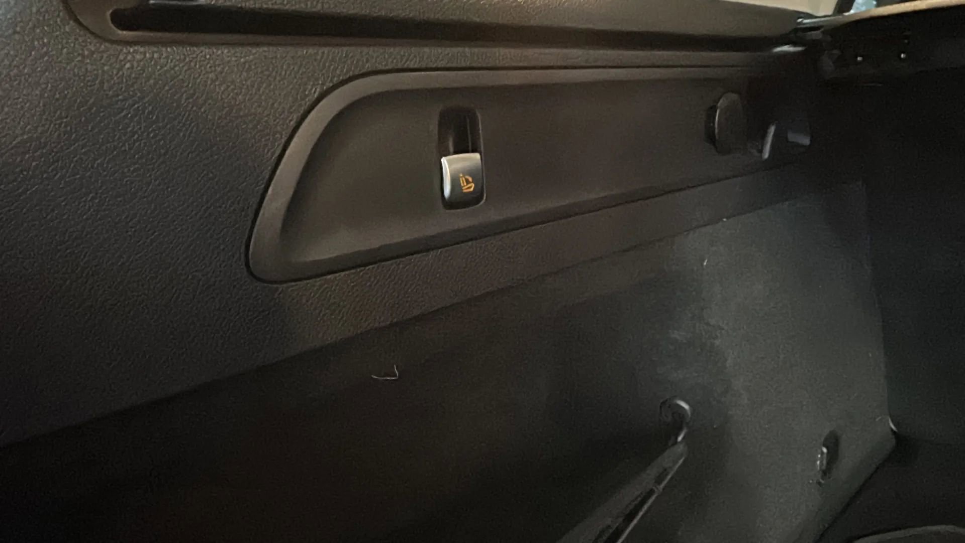 Used 2022 Mercedes-Benz GLC 300 GLC 300 4MATIC Sport Utility 4 image 15