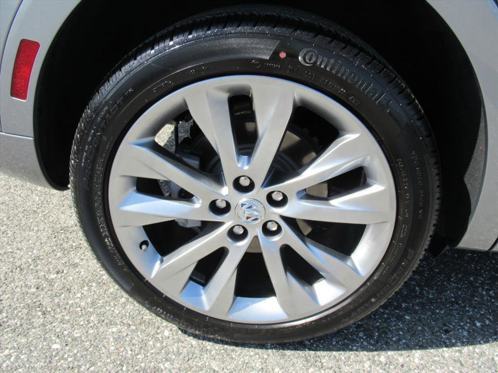 Used 2023 Buick Envision Avenir image 8