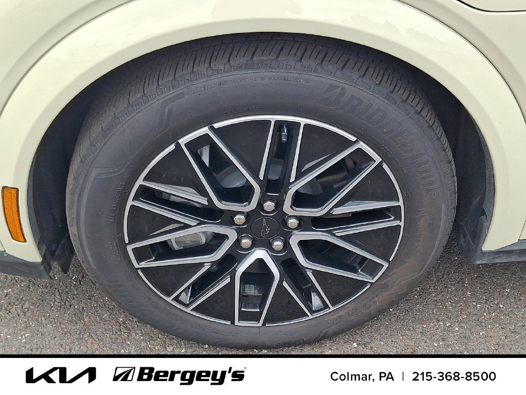 Used 2025 Ford Mustang Mach-E Premium AWD/4WD image 10