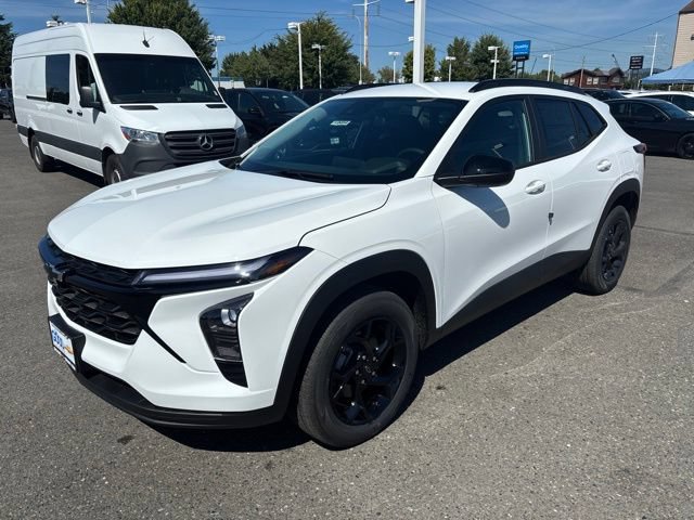 New 2026 Chevrolet Trax LT w/ Driver Confidence Package FWD video 1
