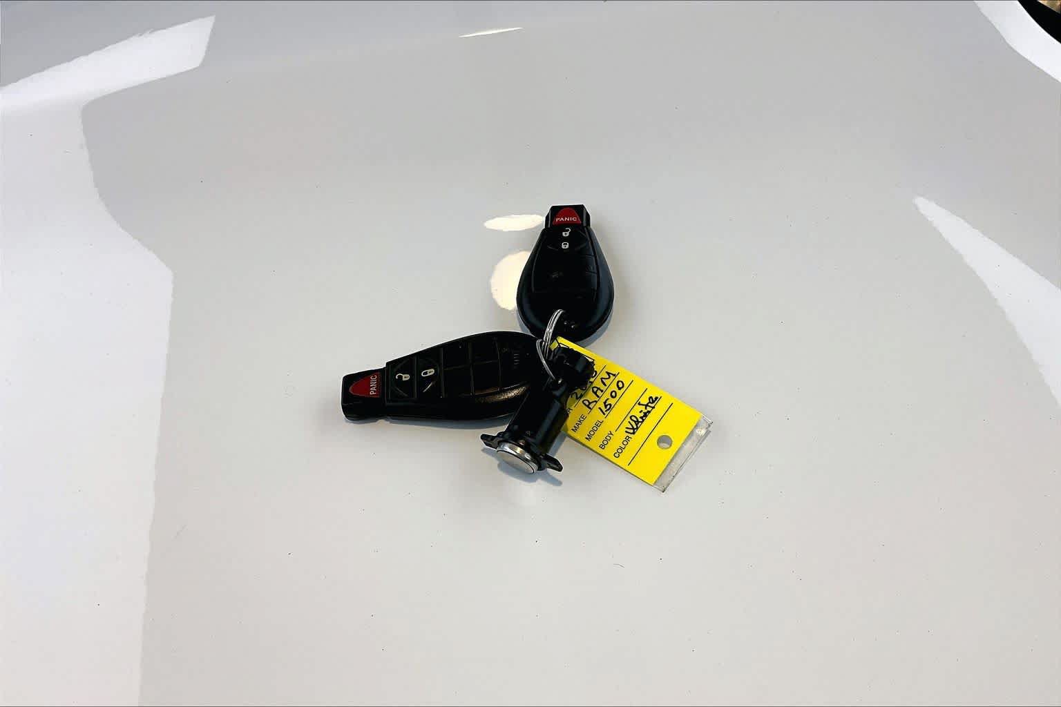 Used 2015 RAM 1500 Classic SLT RWD image 13