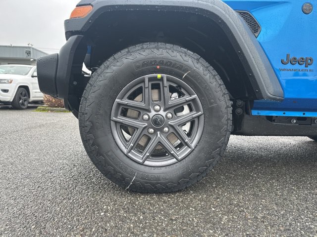 New 2026 Jeep Wrangler Sport AWD/4WD image 9