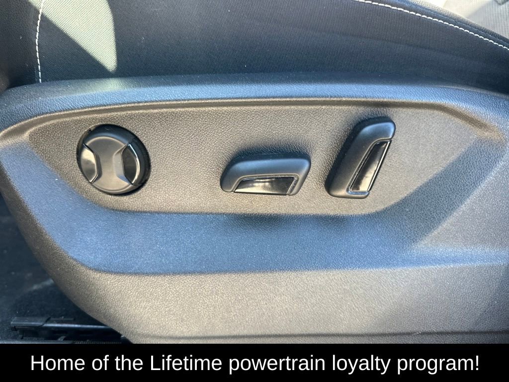 Used 2024 Volkswagen Atlas SE image 4