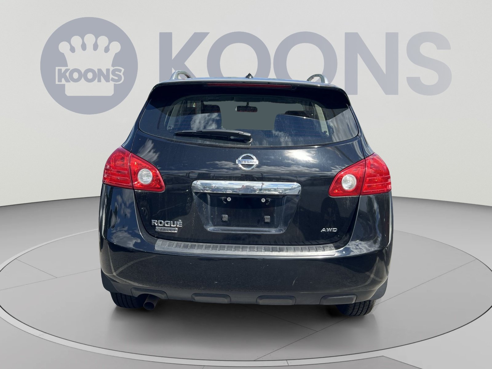 Used 2015 Nissan Rogue S w/ Convenience Package AWD/4WD image 4