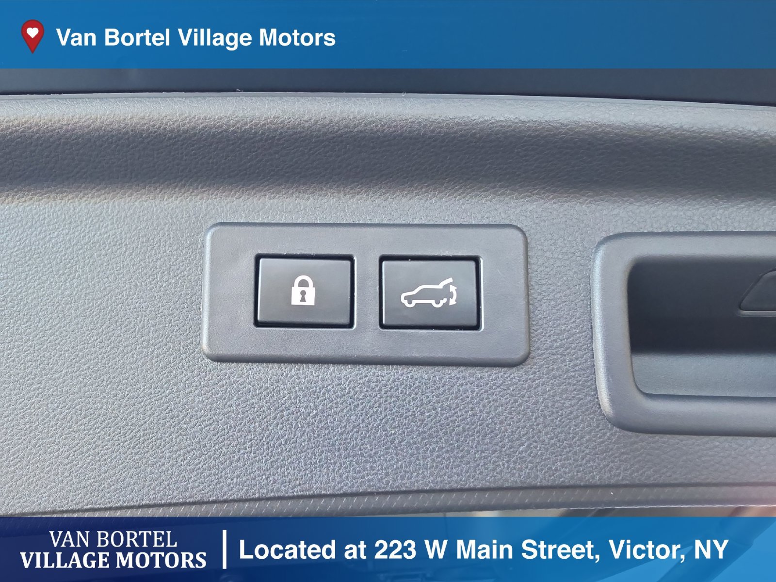 Used 2023 Subaru Forester Premium AWD/4WD image 29