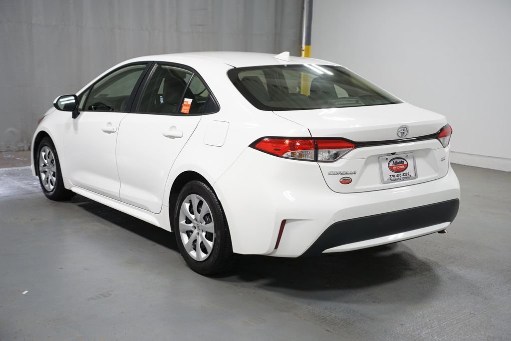 Used 2020 Toyota Corolla LE image 6