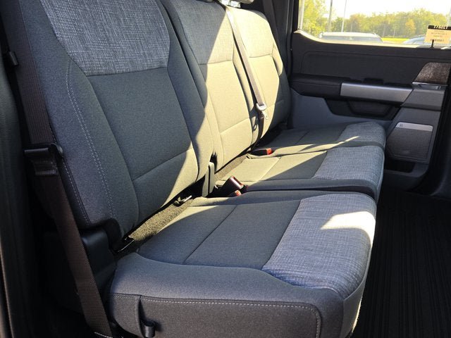 New 2026 Ford F350 XLT w/ XLT Premium Package AWD/4WD image 9