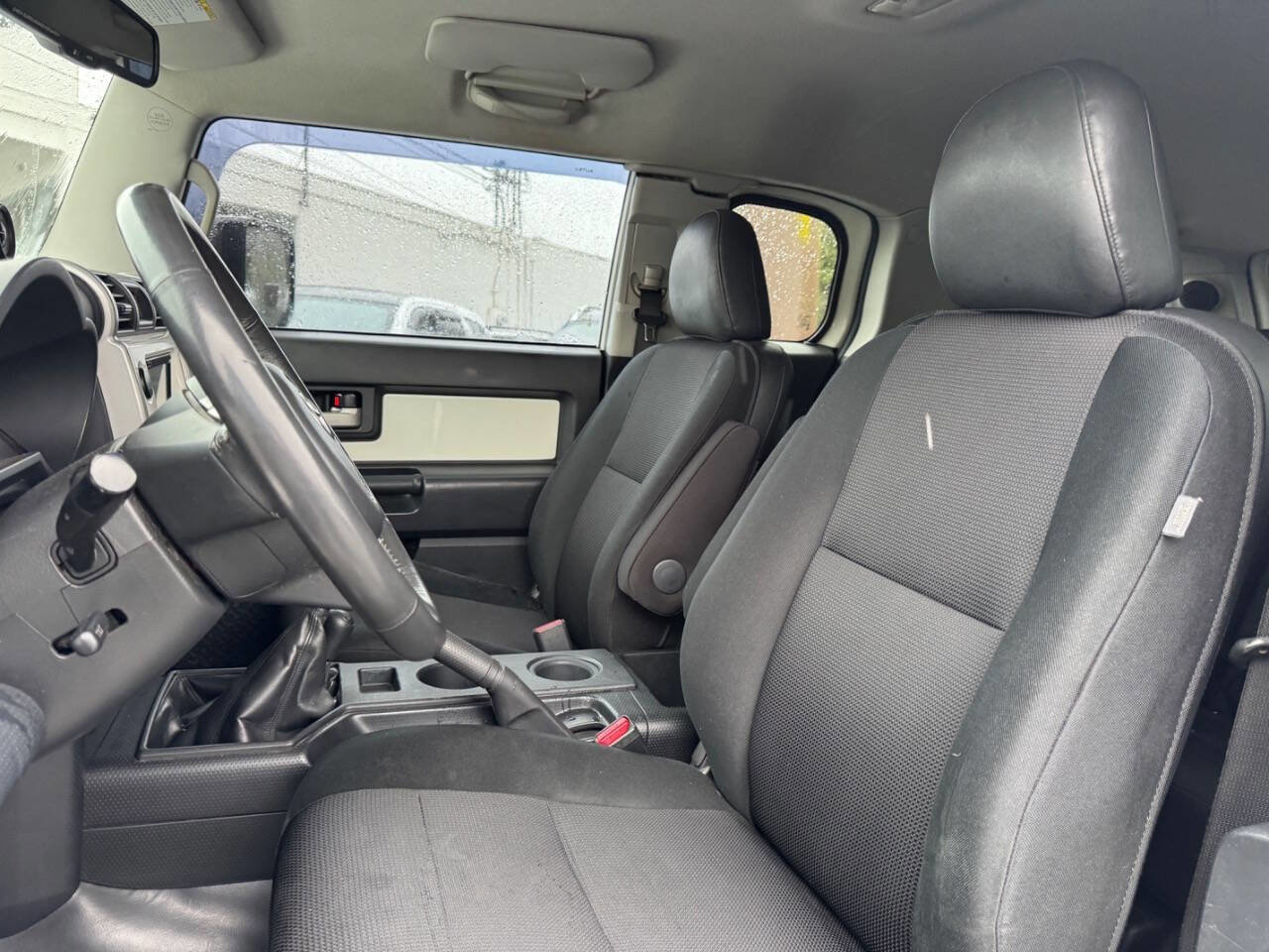 Used 2010 Toyota FJ Cruiser 4WD image 12