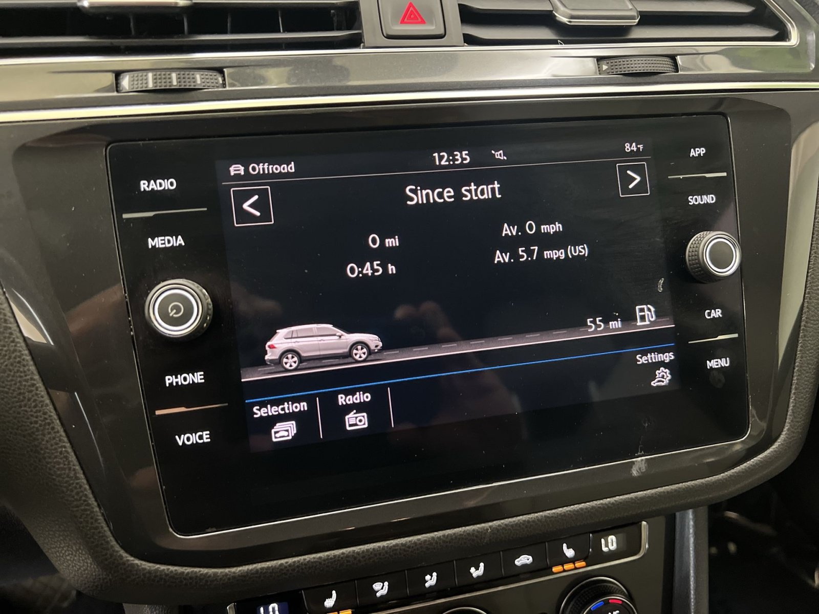 Used 2018 Volkswagen Tiguan SE AWD/4WD image 39