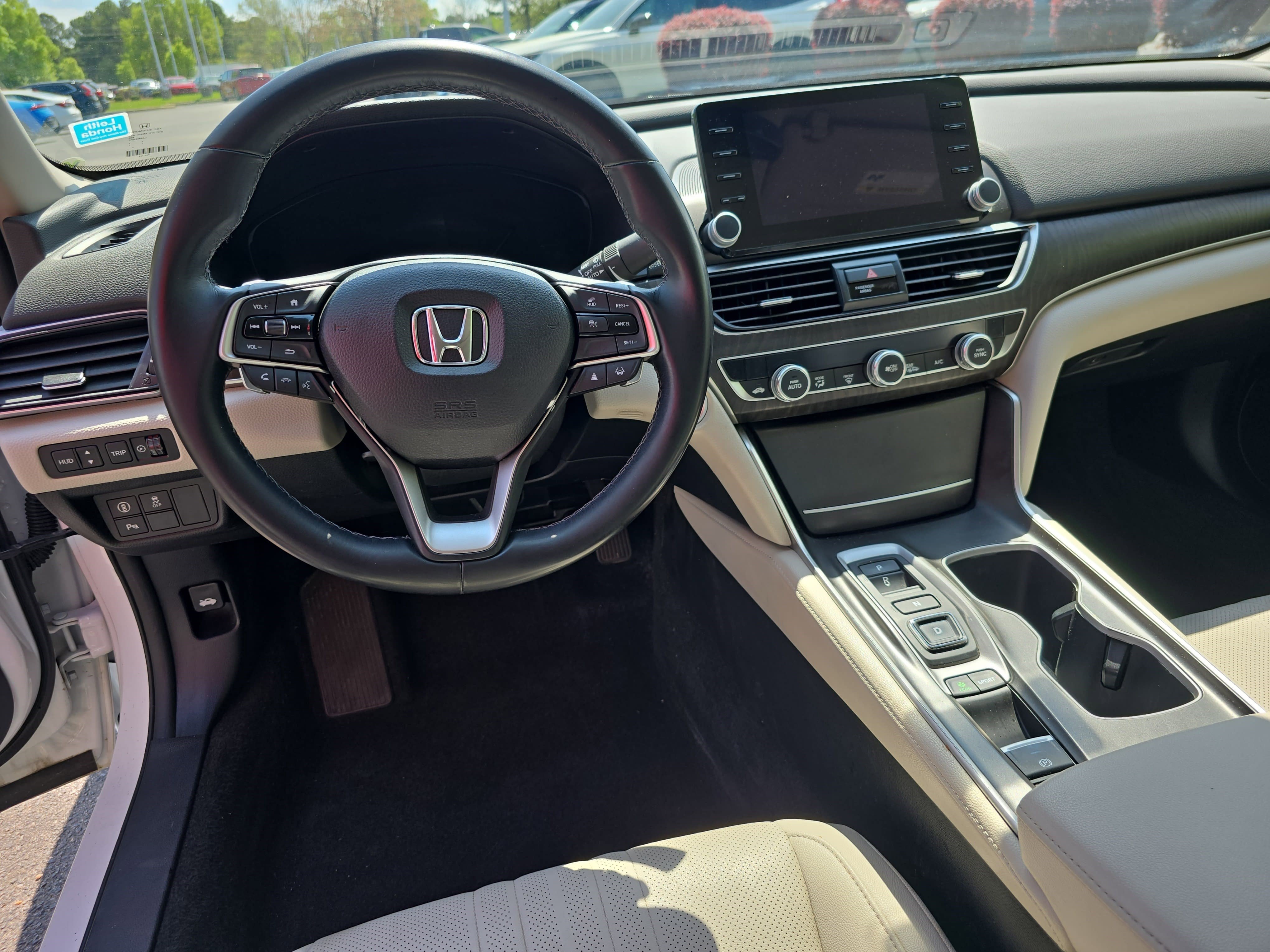 Used 2021 Honda Accord Touring image 16