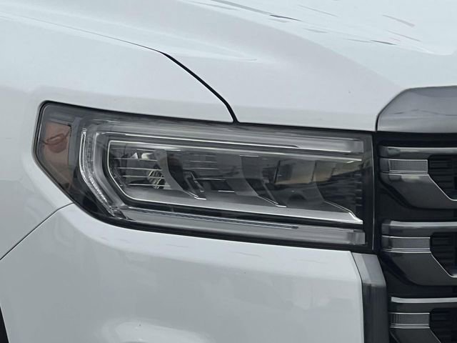 Certified 2023 GMC Acadia AT4 image 8
