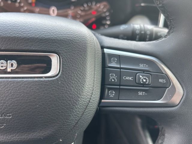 Used 2024 Jeep Compass Limited image 17