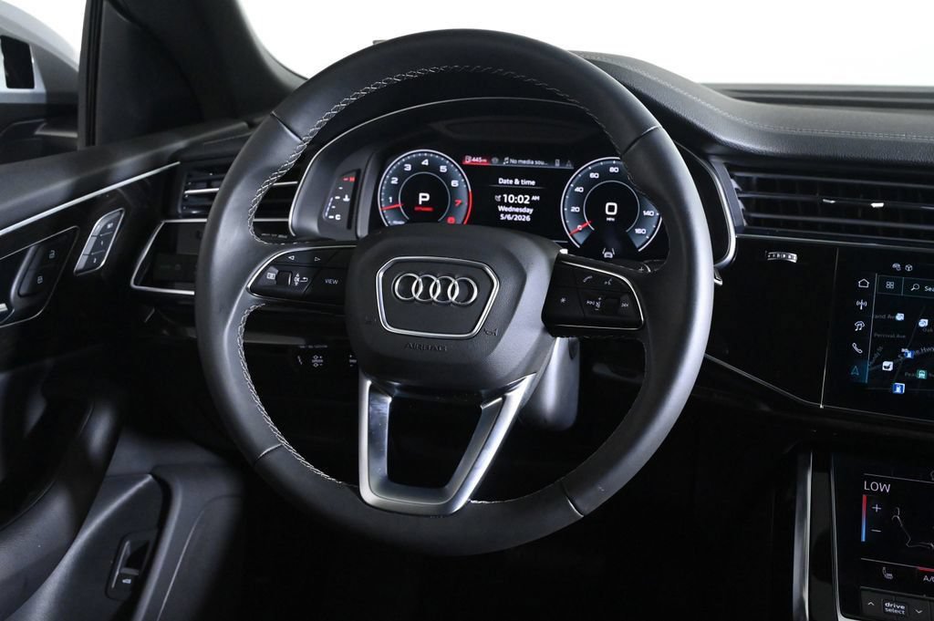 Used 2025 Audi Q8 Premium w/ Convenience Package AWD/4WD image 10
