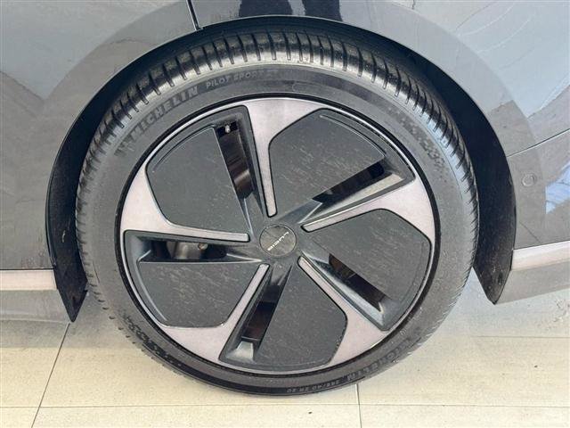 Used 2024 Lucid Air Touring AWD/4WD image 41