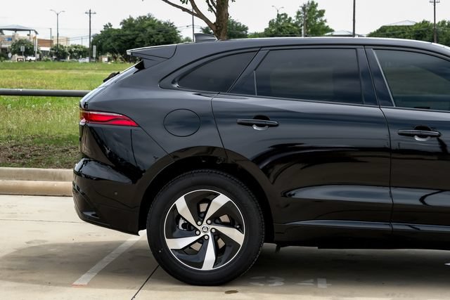 Used 2026 Jaguar F-PACE R-Dynamic S AWD/4WD image 8