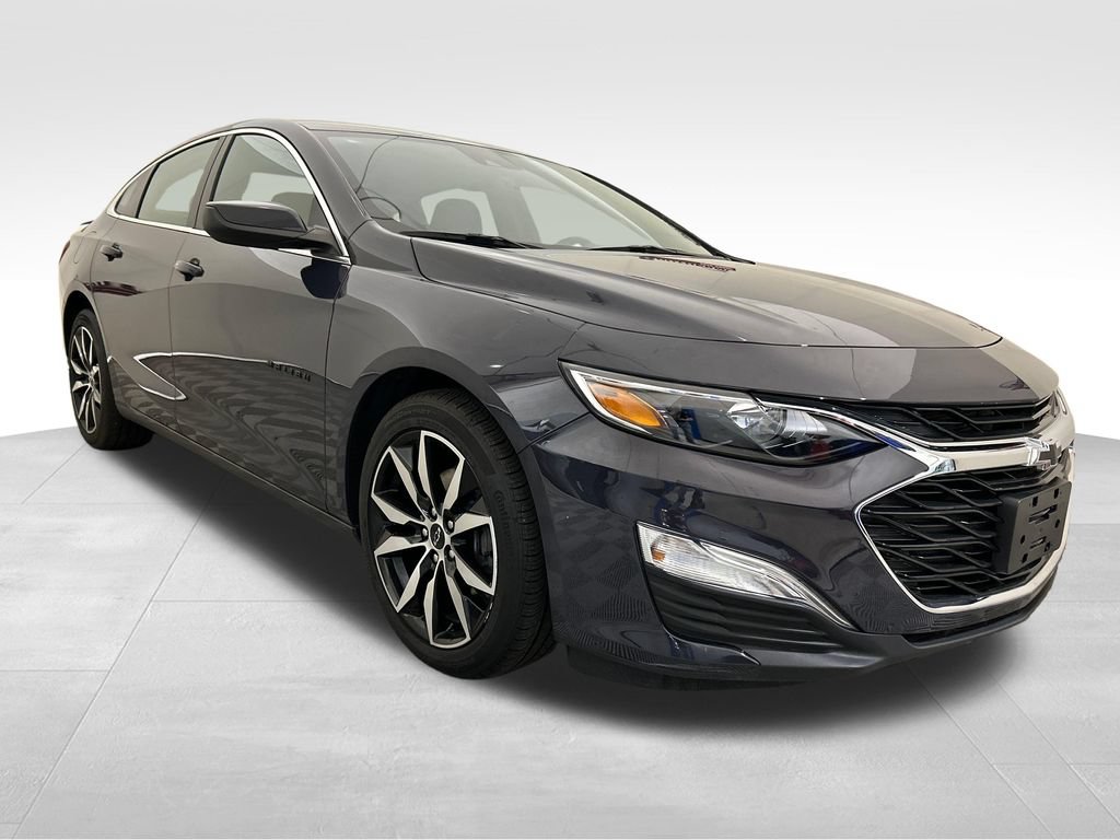 Used 2025 Chevrolet Malibu RS FWD image 8