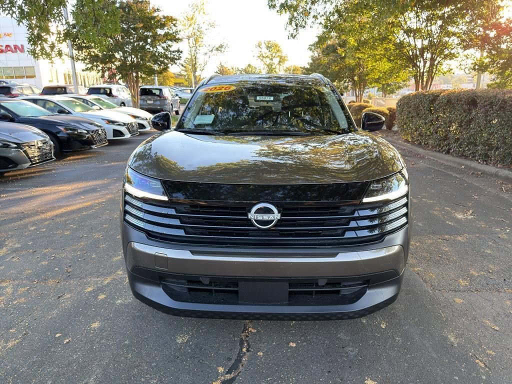 New 2026 Nissan Kicks SV image 2