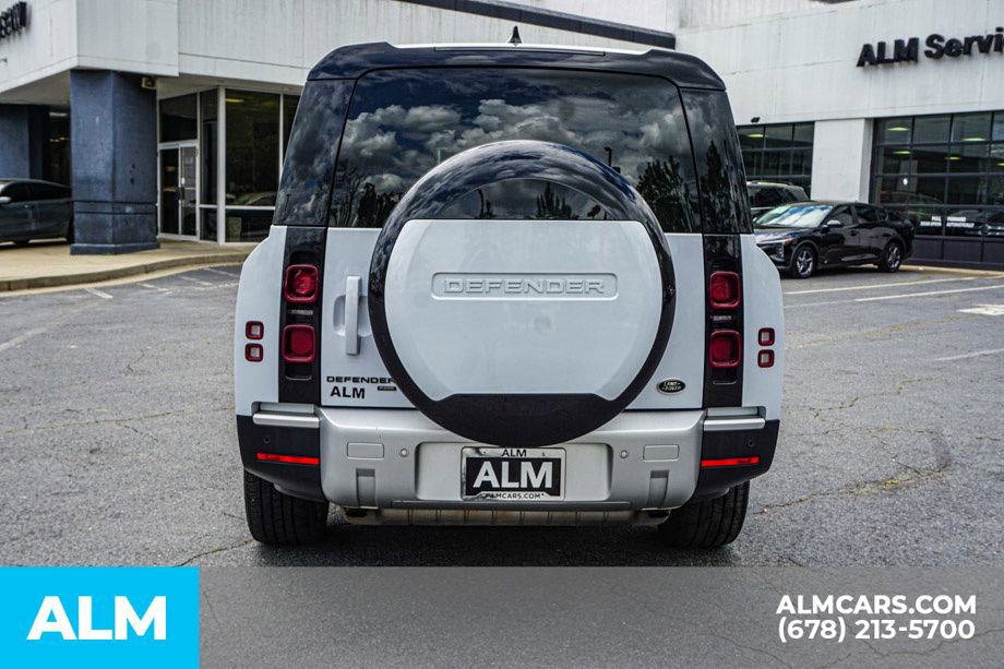 Used 2023 Land Rover Defender 130 SE AWD/4WD image 11