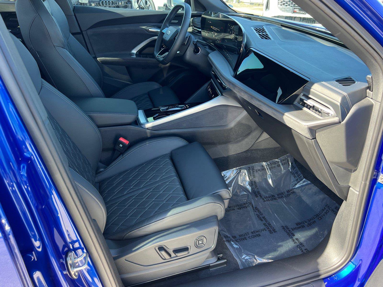 Used 2025 Audi SQ5 Premium Plus AWD/4WD image 13