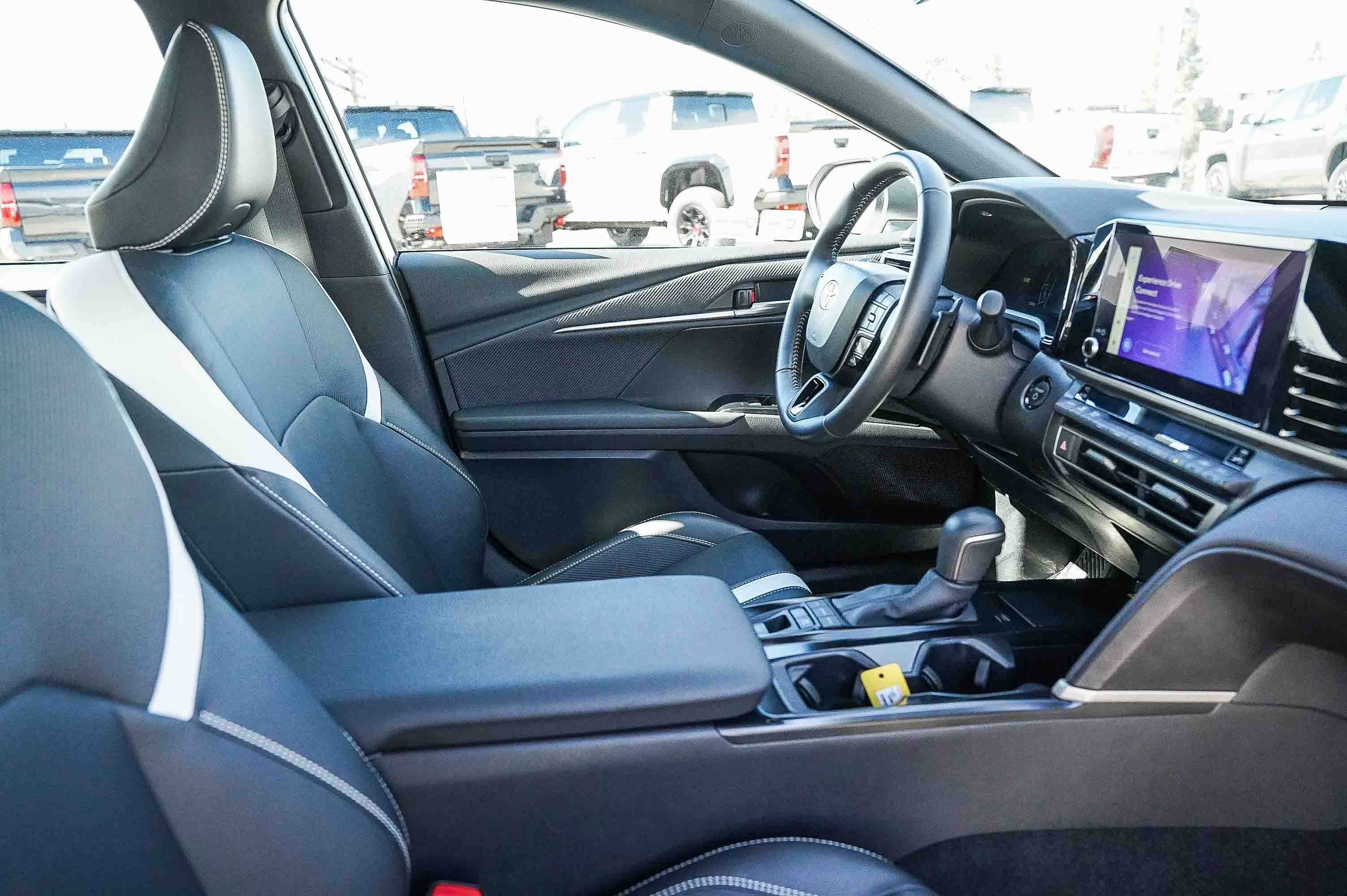 Certified 2025 Toyota Camry SE image 17