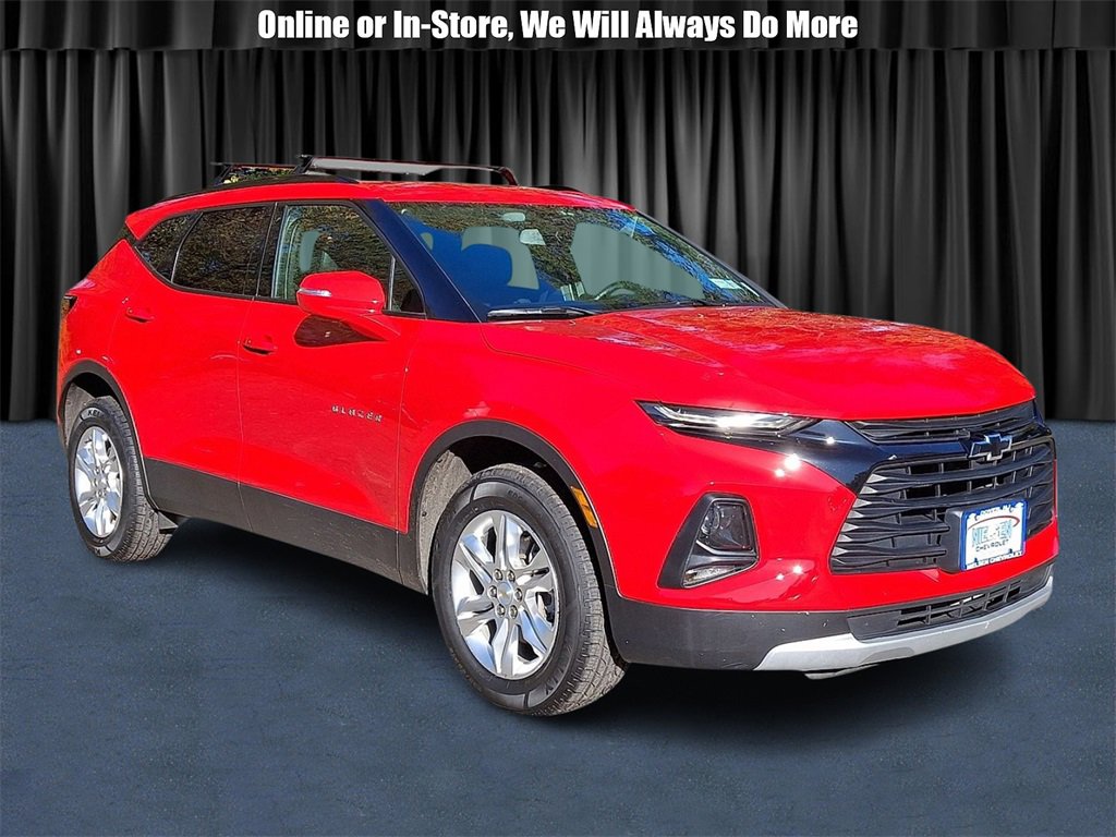 Certified 2022 Chevrolet Blazer LT w/ LPO, Black Grille Bar Package