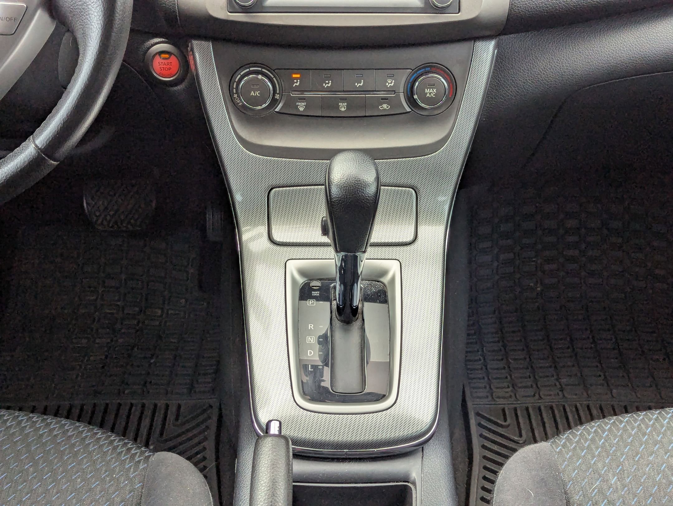 Used 2014 Nissan Sentra SR w/ Premium Package image 19