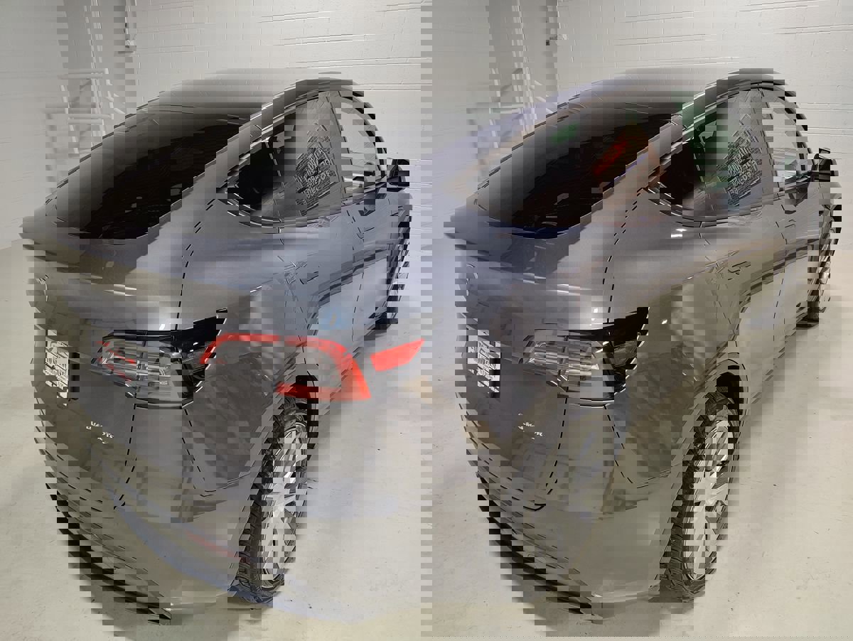 Used 2023 Tesla Model Y Long Range image 6