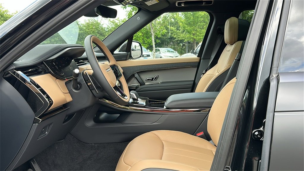 New 2025 Land Rover Range Rover Sport Dynamic SE image 10