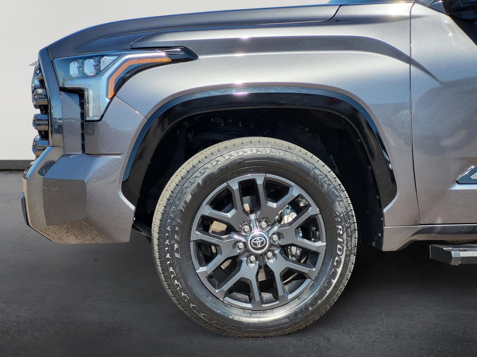 Used 2023 Toyota Tundra Platinum AWD/4WD image 10