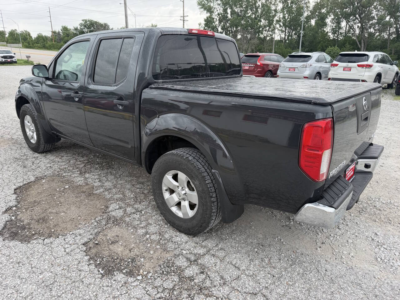 Used 2012 Nissan Frontier SV w/ SV Premium Utility Pkg AWD/4WD image 5
