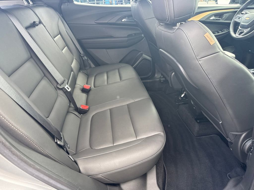Used 2023 Chevrolet TrailBlazer ACTIV image 16