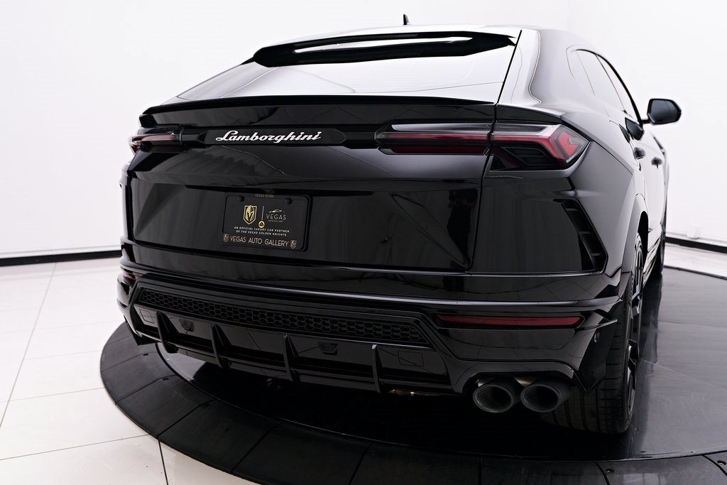 Used 2022 Lamborghini Urus image 21