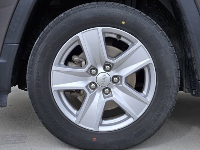 Certified 2022 Jeep Compass Latitude w/ Sun and Sound Group image 12