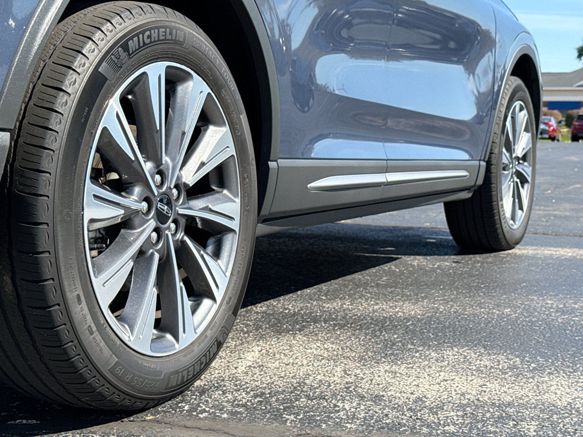 Used 2022 Lincoln Corsair Reserve w/ Equipment Group 201A AWD/4WD image 9